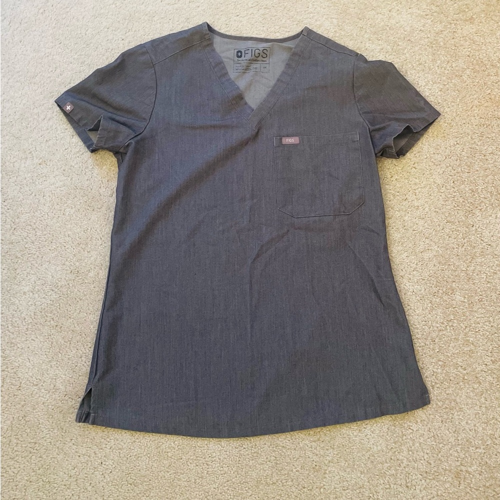 FIGS Women’s Catarina One Pocket Scrub Top